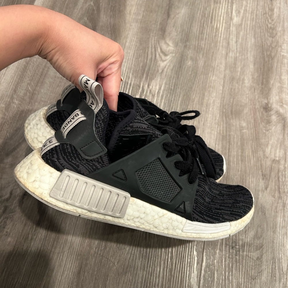 Adidas NMD R1 - Picture 3 of 9